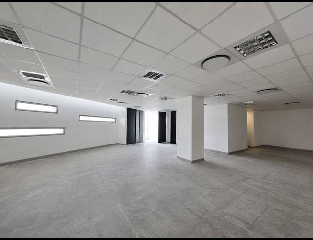 284M² OFFICE TO LET IN ILLOVO